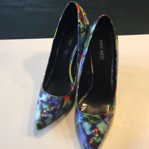 Nine West pumps